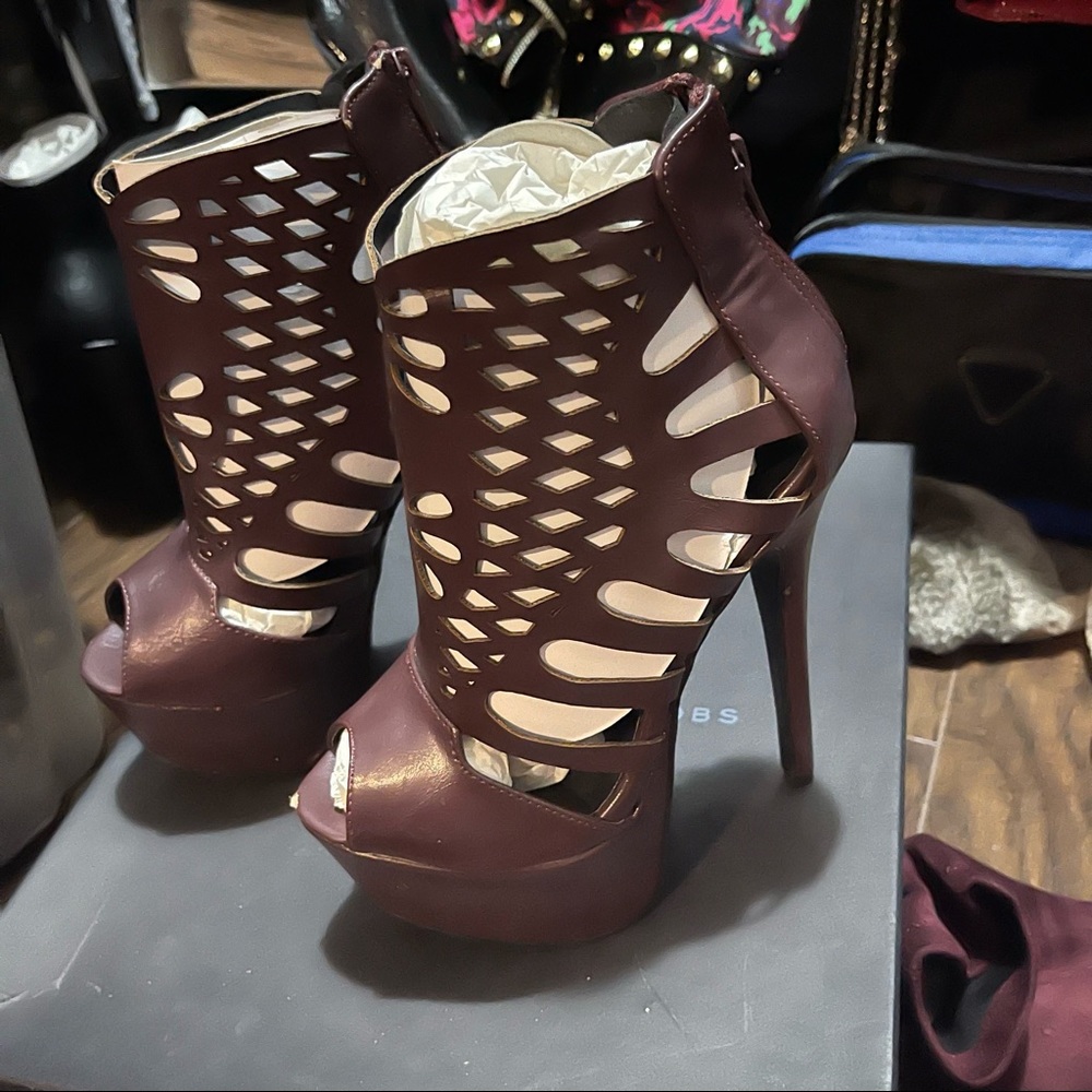 Wine Summer Platforms - image 3